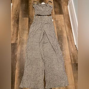 Women’s two piece top and pants